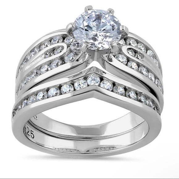 925 Sterling Silver Elegant Engagement Set CZ Ring - Picture 2 of 7